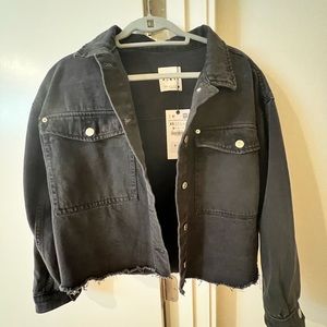 NWT Zara cropped black jean jacket distressed XS